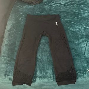 Black Gymshark Seamless Capri Leggings